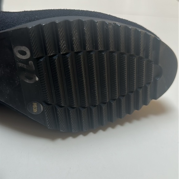 🔥 BCBGeneration PL Bettys Black Faux Suede Tall Womens Boots size 8.5 - Picture 10 of 13